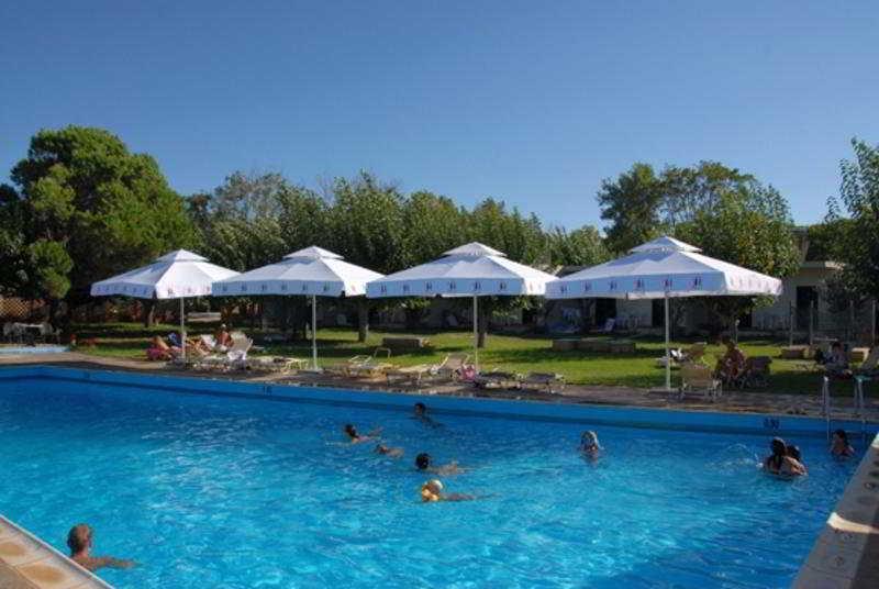 Ionian Beach Kalamaki (Achaea) Exterior foto